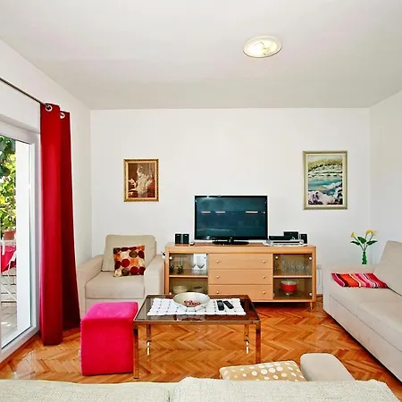 Martic - Four Bedroom With Terrace And Sea View * スペタル