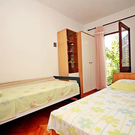 Martic - Four Bedroom With Terrace And Sea View * スペタル