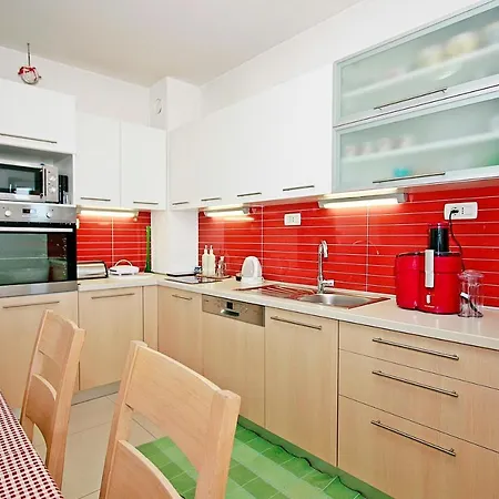 Martic - Four Bedroom With Terrace And Sea View *