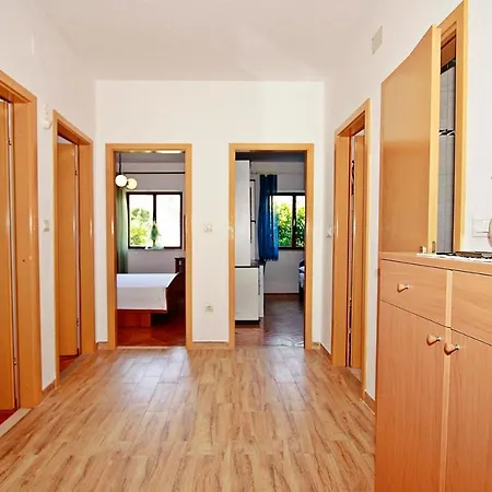 アパート Martic - Four Bedroom With Terrace And Sea View スペタル