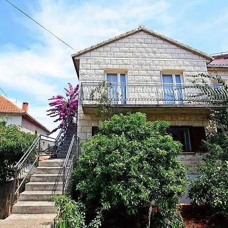 Martic - Four Bedroom With Terrace And Sea View アパート スペタル