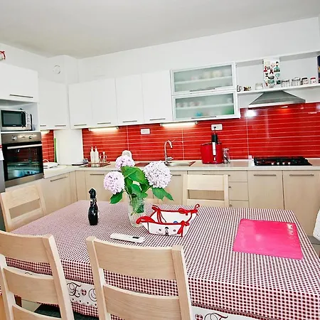 アパート Martic - Four Bedroom With Terrace And Sea View スペタル